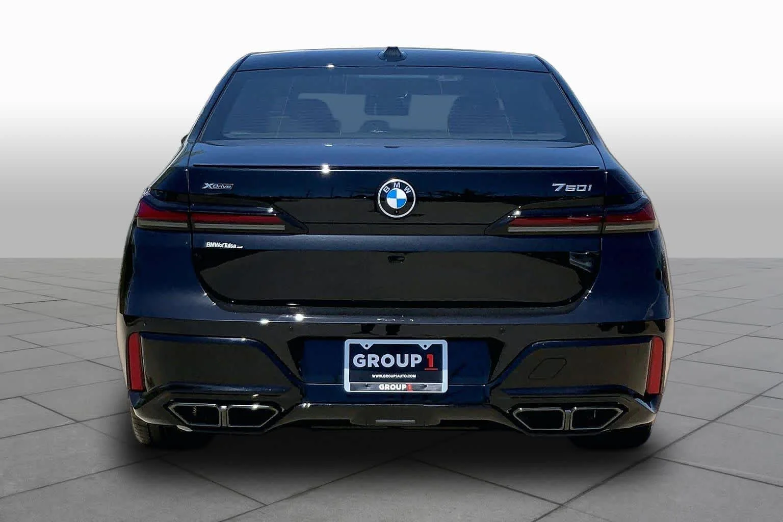 New 2026 Black Sapphire Metallic BMW 760i xDrive image 4