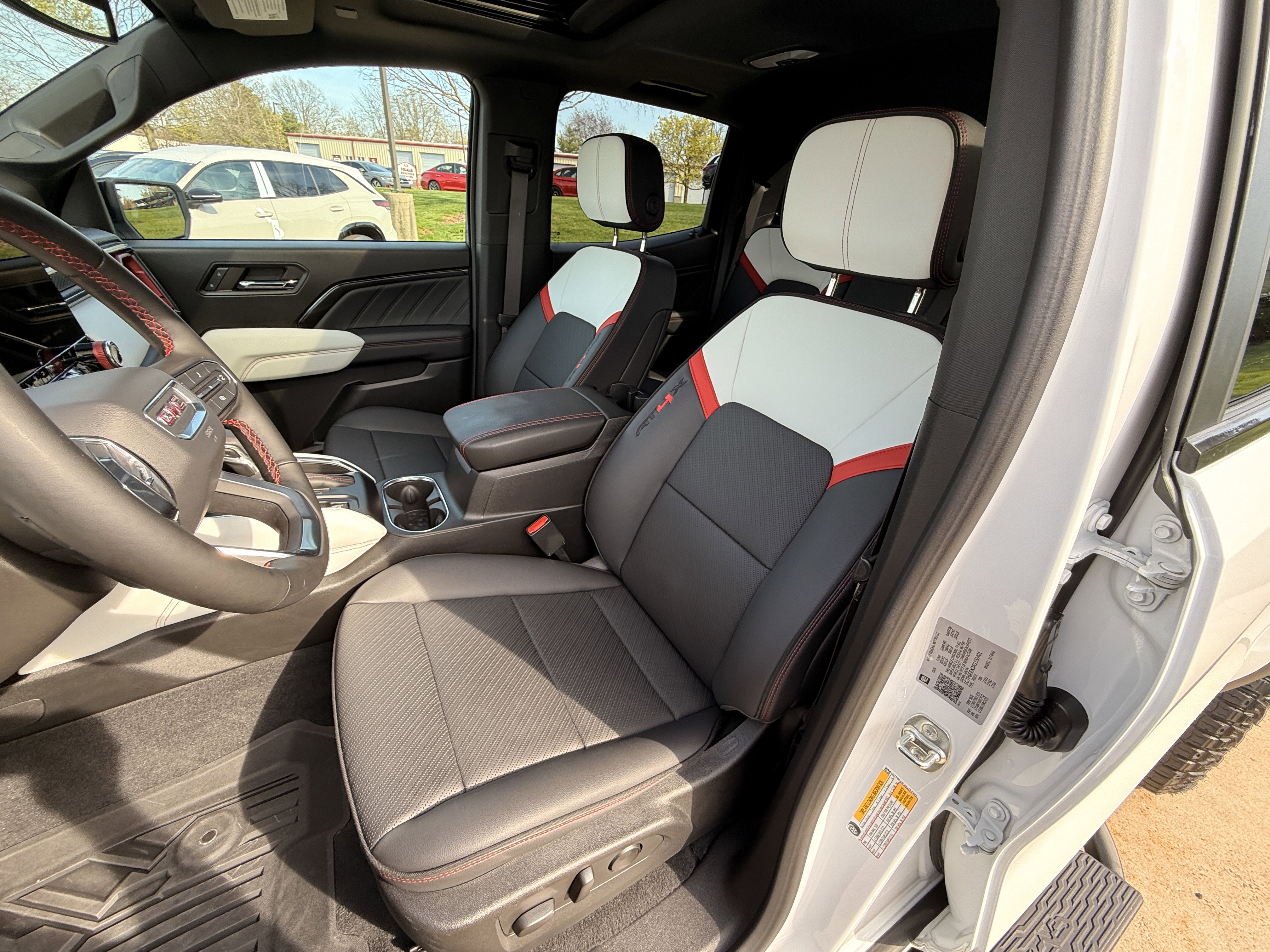 Used 2024 Summit White GMC 4WD AT4X image 25