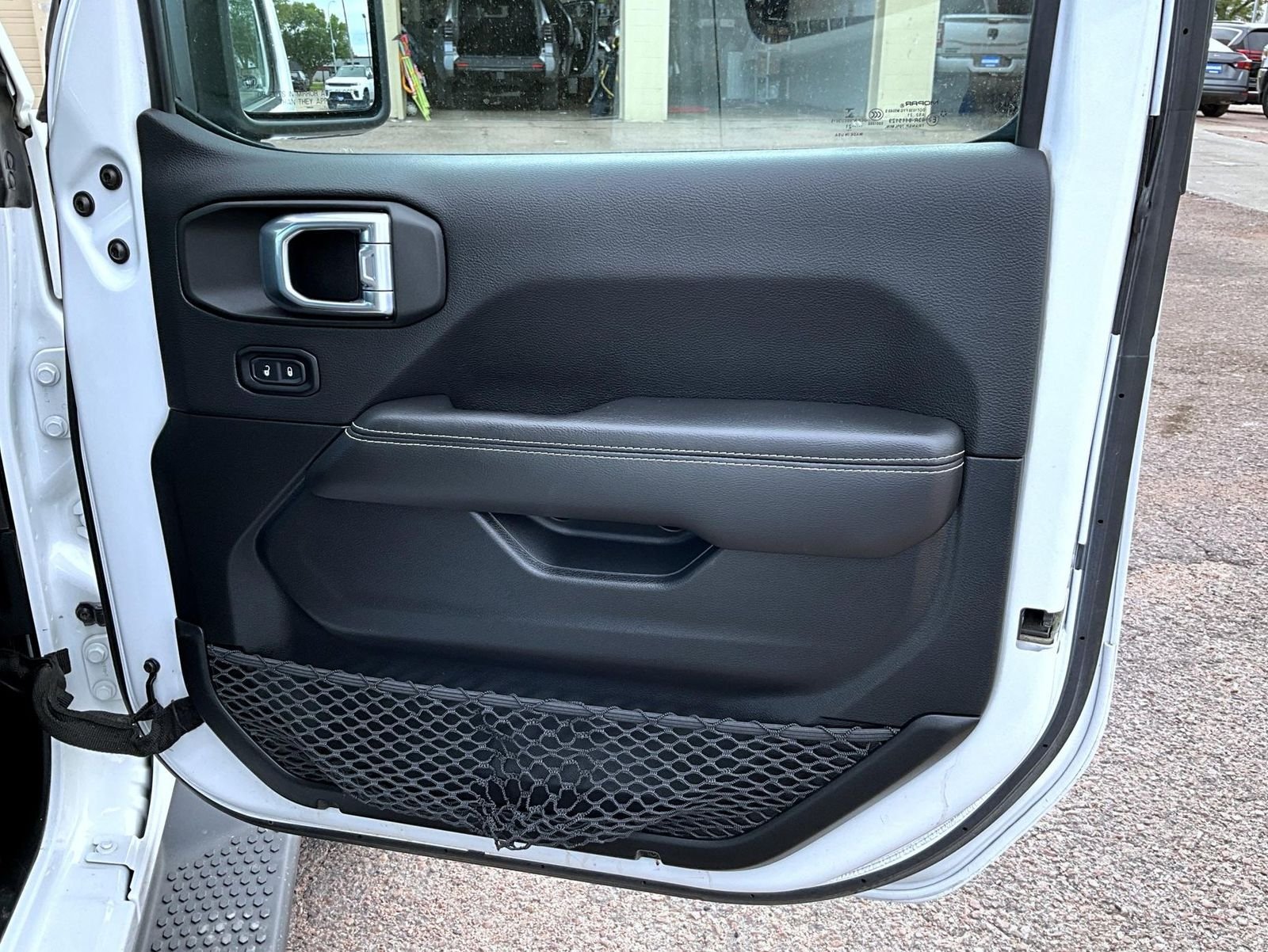 Used 2021 White Jeep Unlimited Sahara 4xe image 17