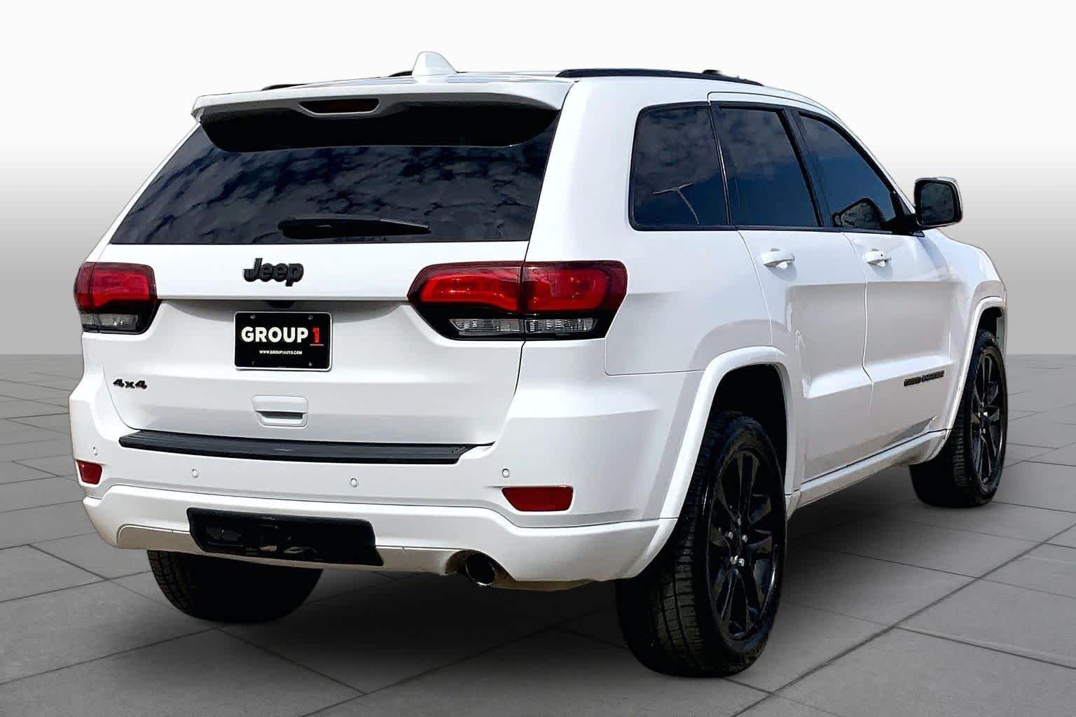 Certified Used 2021 Bright White Clearcoat Jeep Laredo X image 13