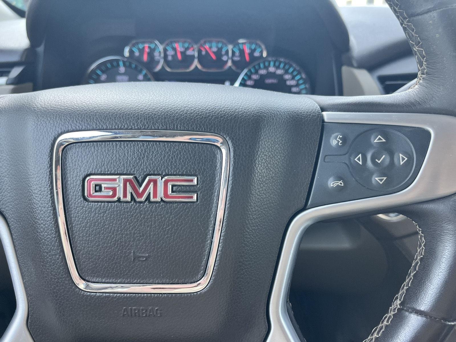 Used 2020 Onyx Black GMC SLT image 29