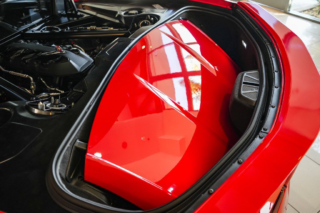 2027 Chevrolet Corvette 2LT - Photo 26