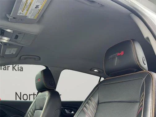 Used 2022 White GMC AT4 image 19