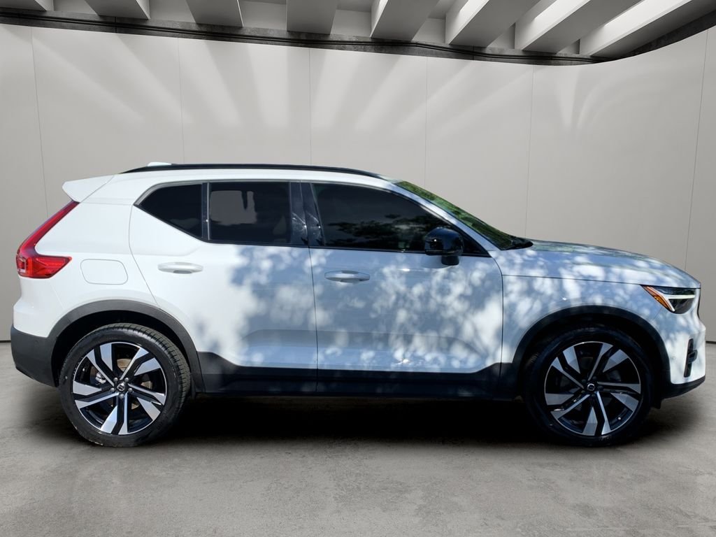 2024 Volvo XC40 Ultimate - Photo 6