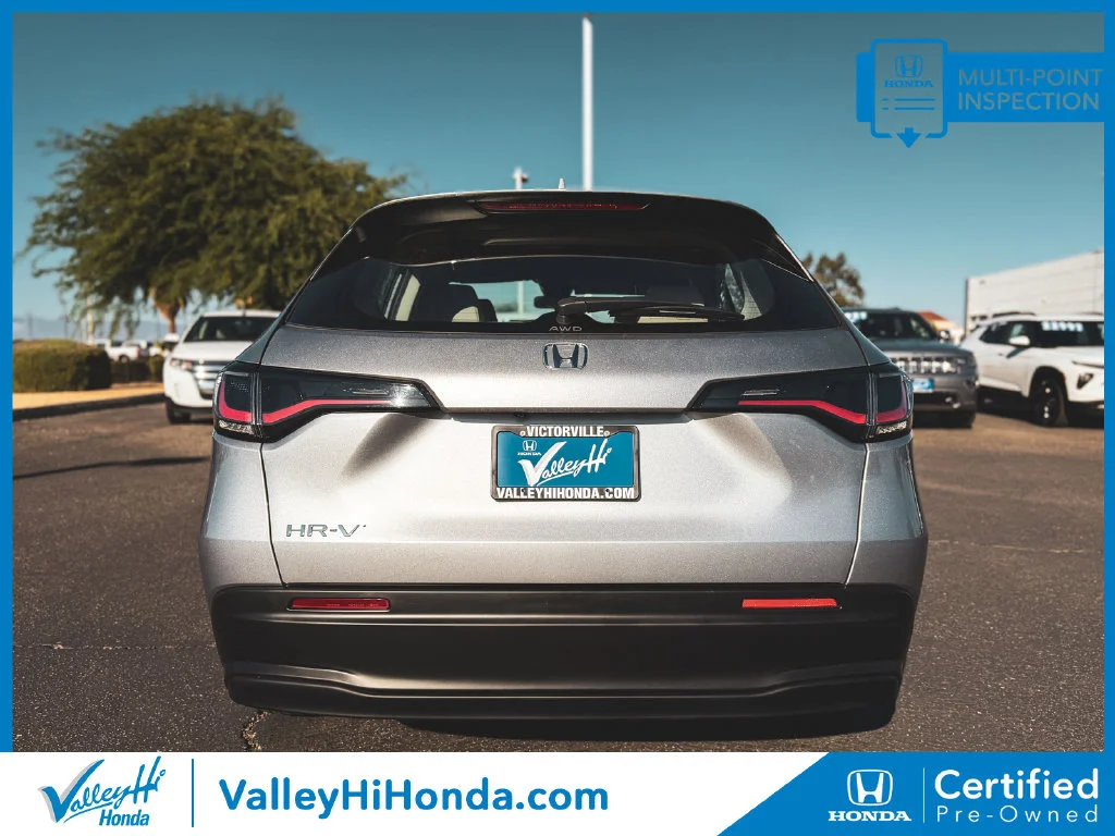 Certified Used 2025 Lunar Silver Metallic Honda AWD LX image 7