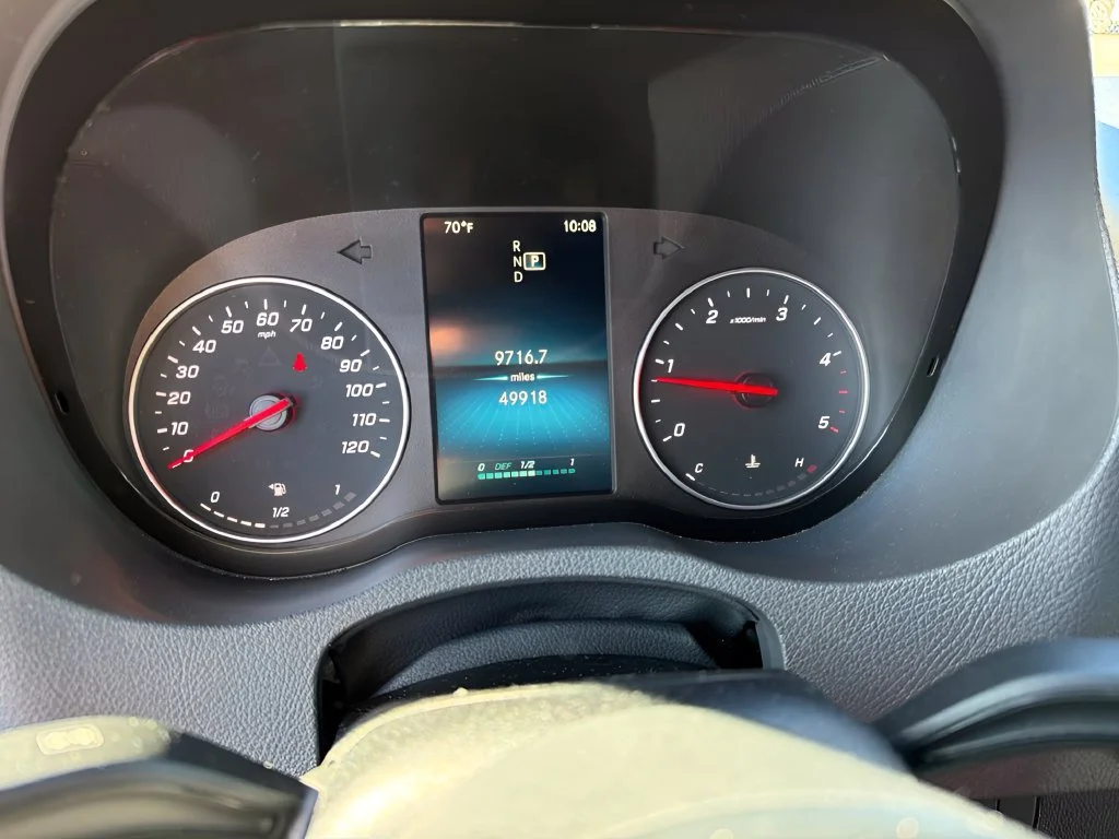 Used 2024 Arctic W Mercedes-Benz Passenger 144 WB image 17
