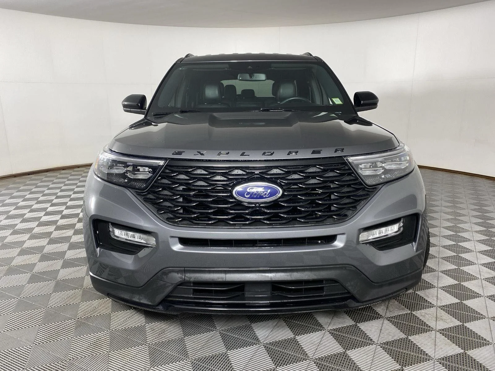 Used 2023 Carbonized Gray Ford ST-Line image 3