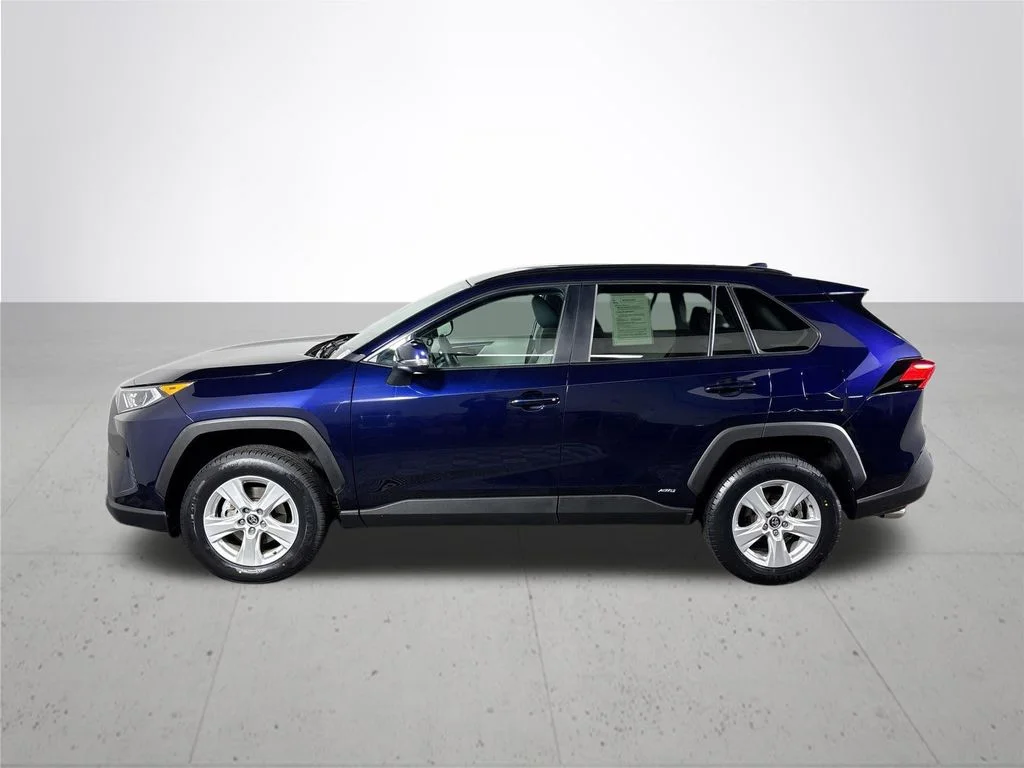 Used 2020 Blue Toyota XLE image 9