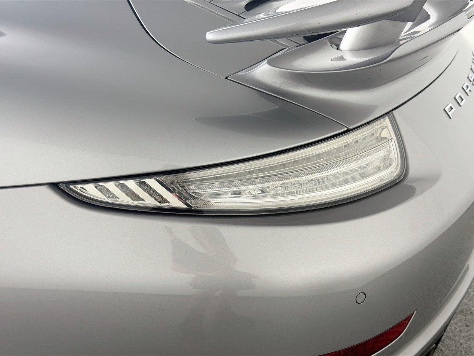 Certified Used 2015  porsche Turbo image 16