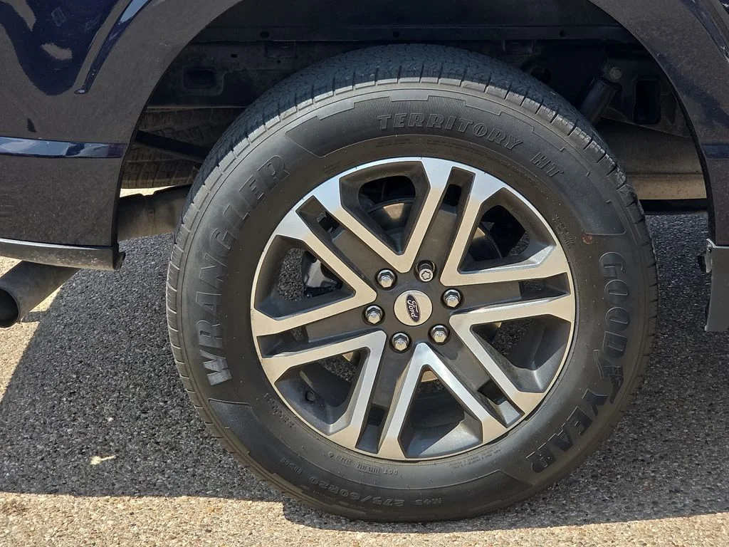 Used 2023 Blue Ford XL image 13