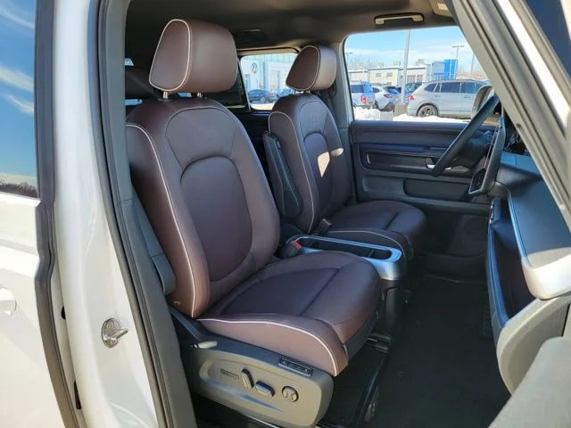 2025 Volkswagen ID. Buzz Pro S - Photo 13