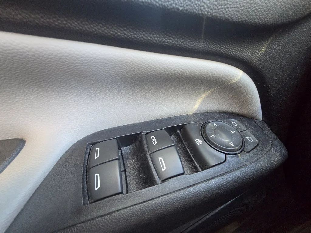 Certified Used 2020 SUMMIT WHITE Chevrolet LT image 22