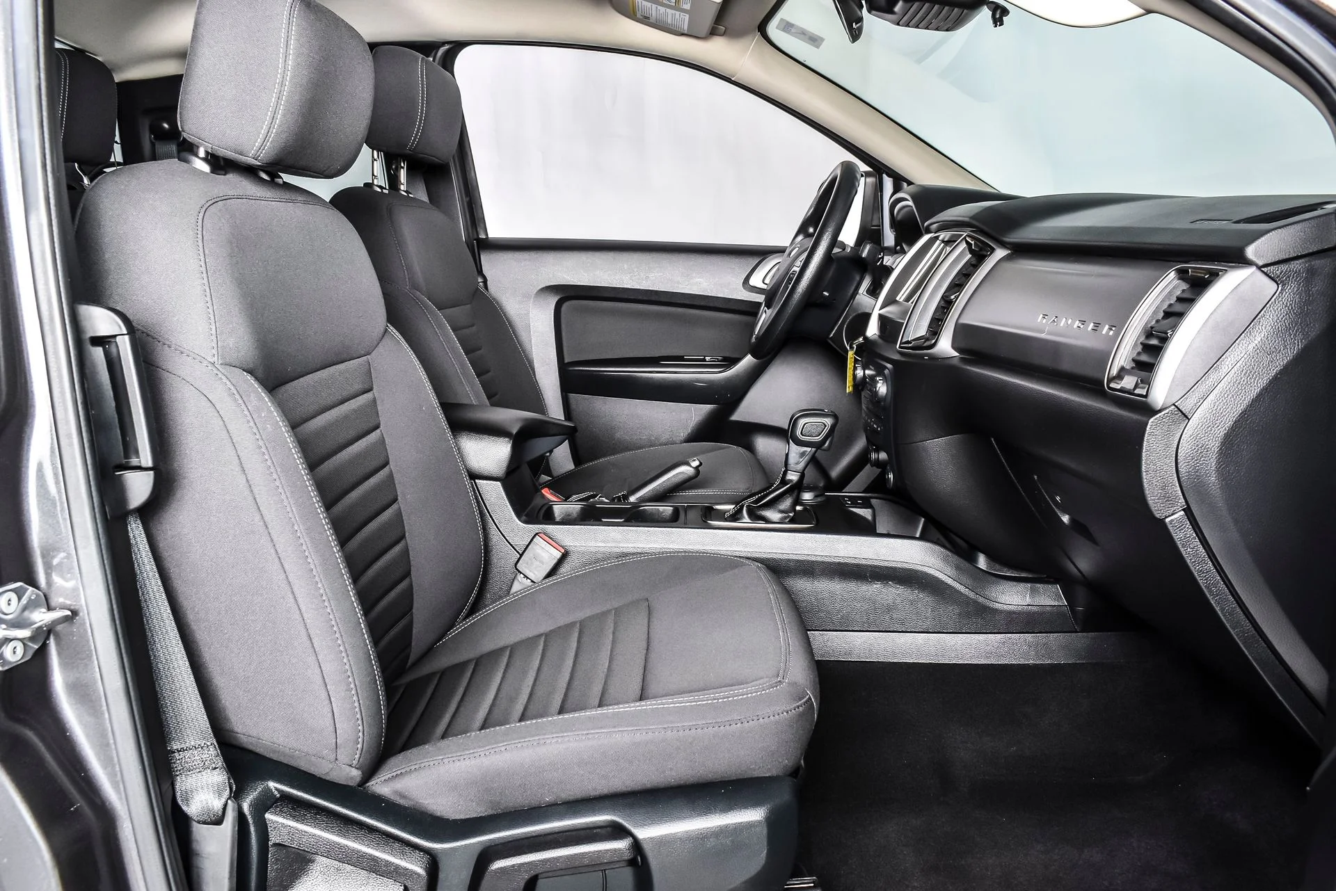 Used 2020 Magnetic Ford XLT image 24