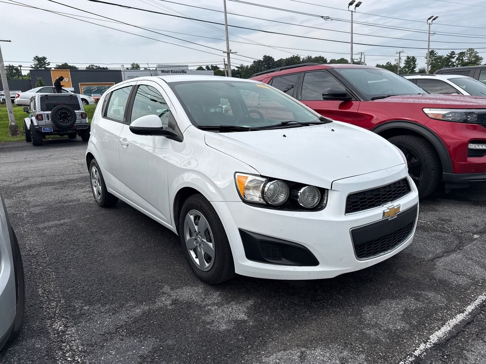 Used 2014 Summit White Chevrolet LS image 6