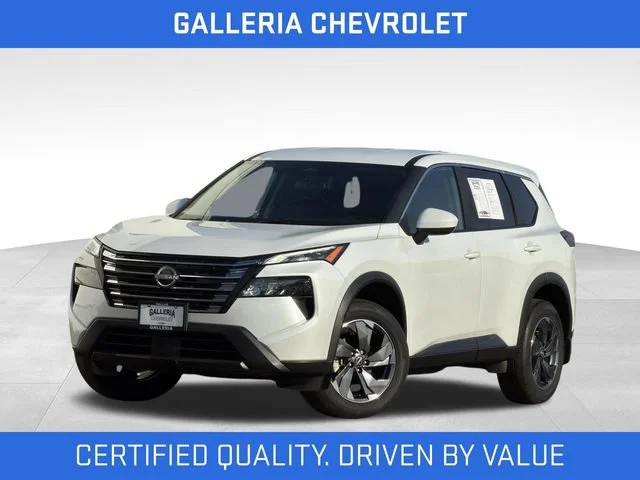 Used 2025 White/off-white Nissan SV FWD image 1