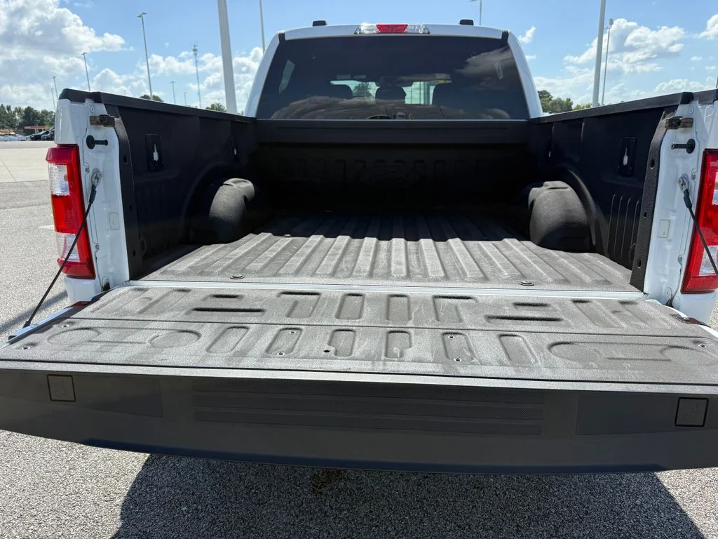 Used 2023 White Ford XL image 23