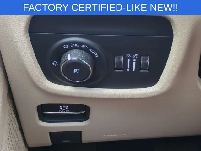 Used 2025 White Jeep Limited image 19
