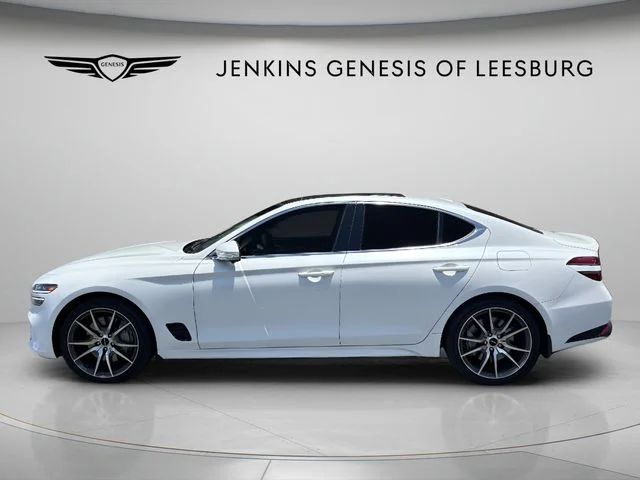 Used 2026 White Genesis 2.5T Prestige image 9