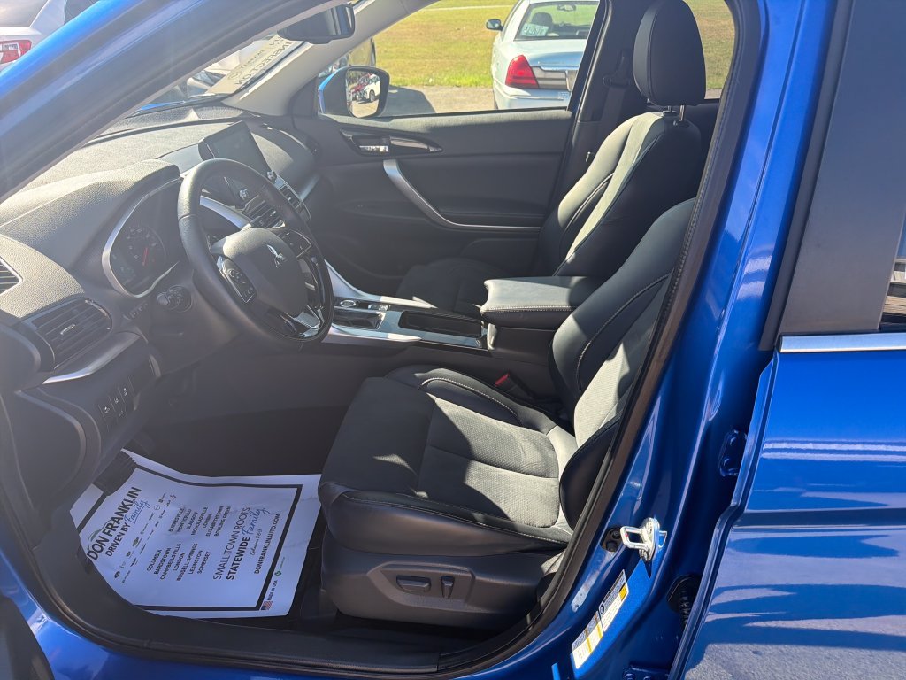 Used 2026 Blue Mitsubishi SE image 13