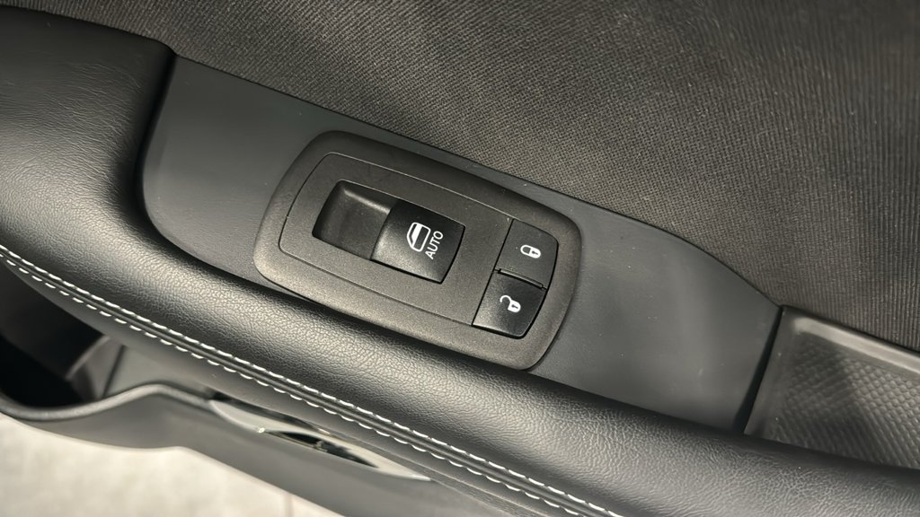 Used 2023 Black Dodge SRT Hellcat Jailbreak image 22