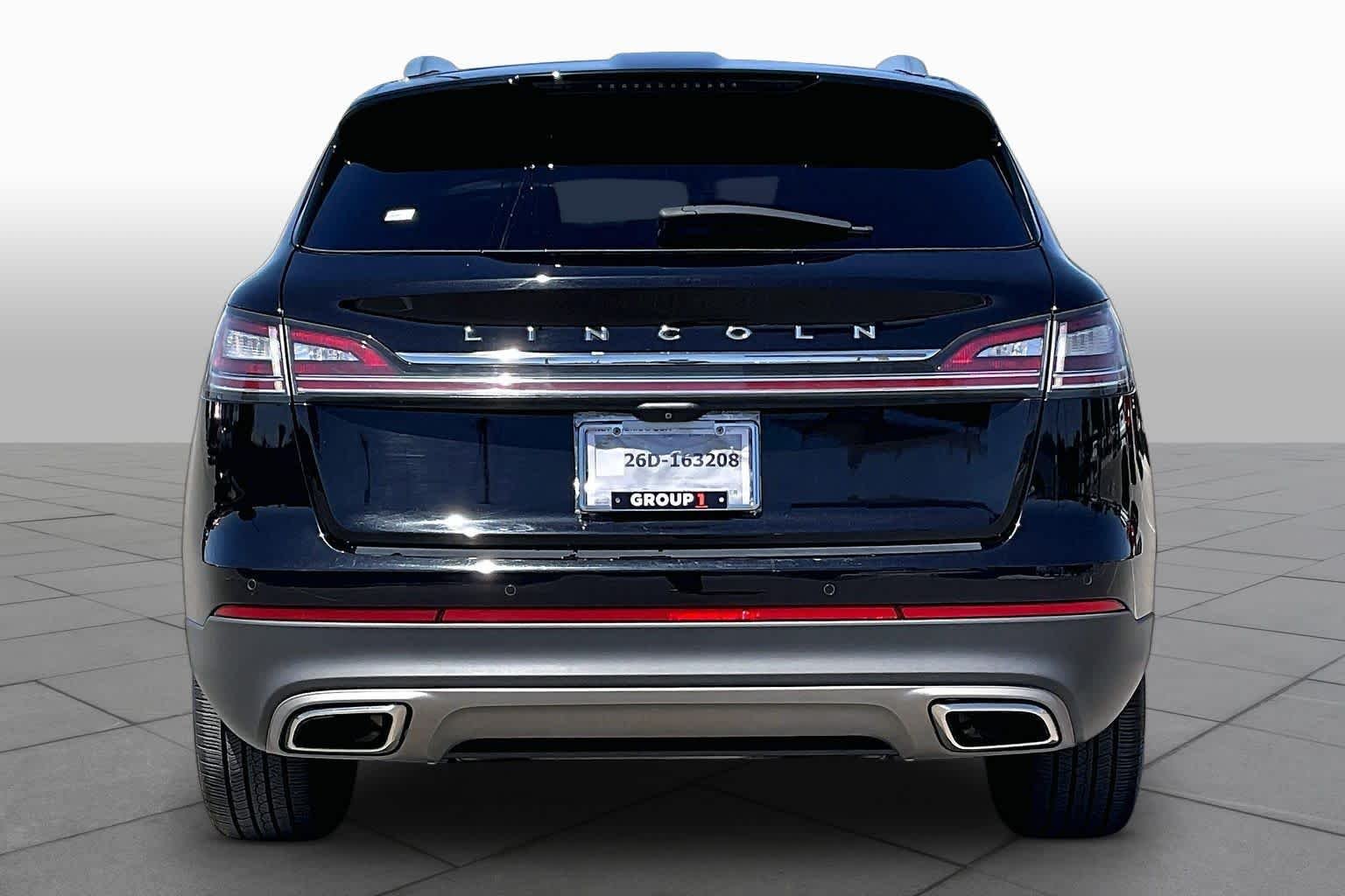 Used 2022 Infinite Black Metallic Clearcoat Lincoln Reserve image 5