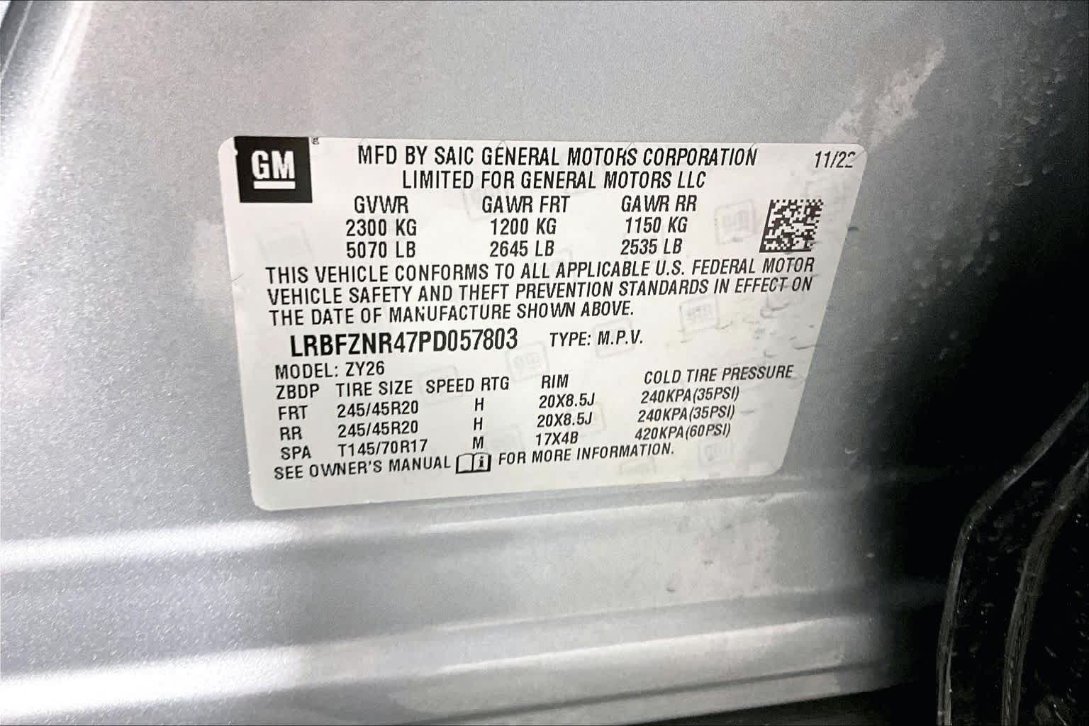Used 2023 Moonstone Gray Metallic Buick Essence image 36