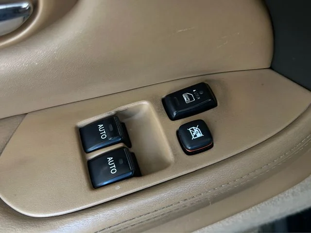 Used 2006 Black Pearl Lexus 430 image 29