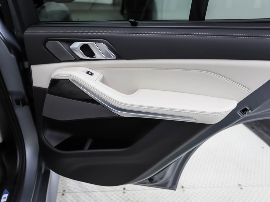 New 2026 Gray Metallic BMW xDrive50e image 24