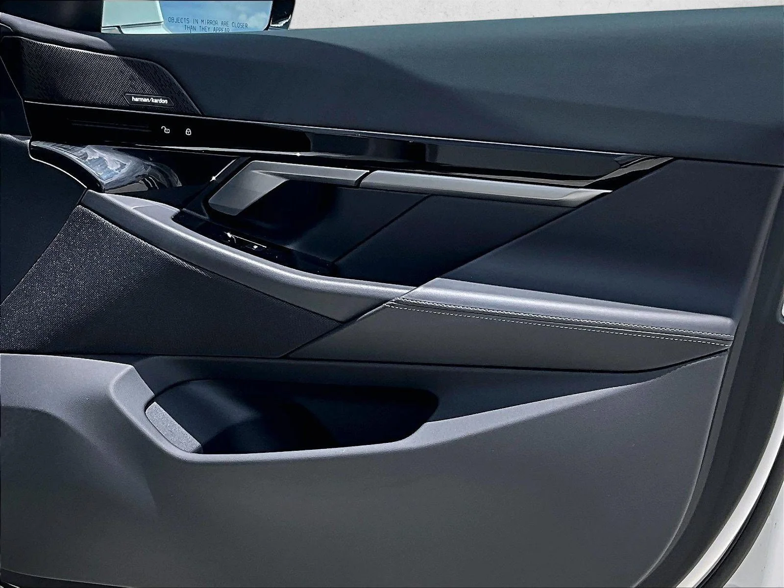 2026 BMW 5 Series 530i - Photo 19