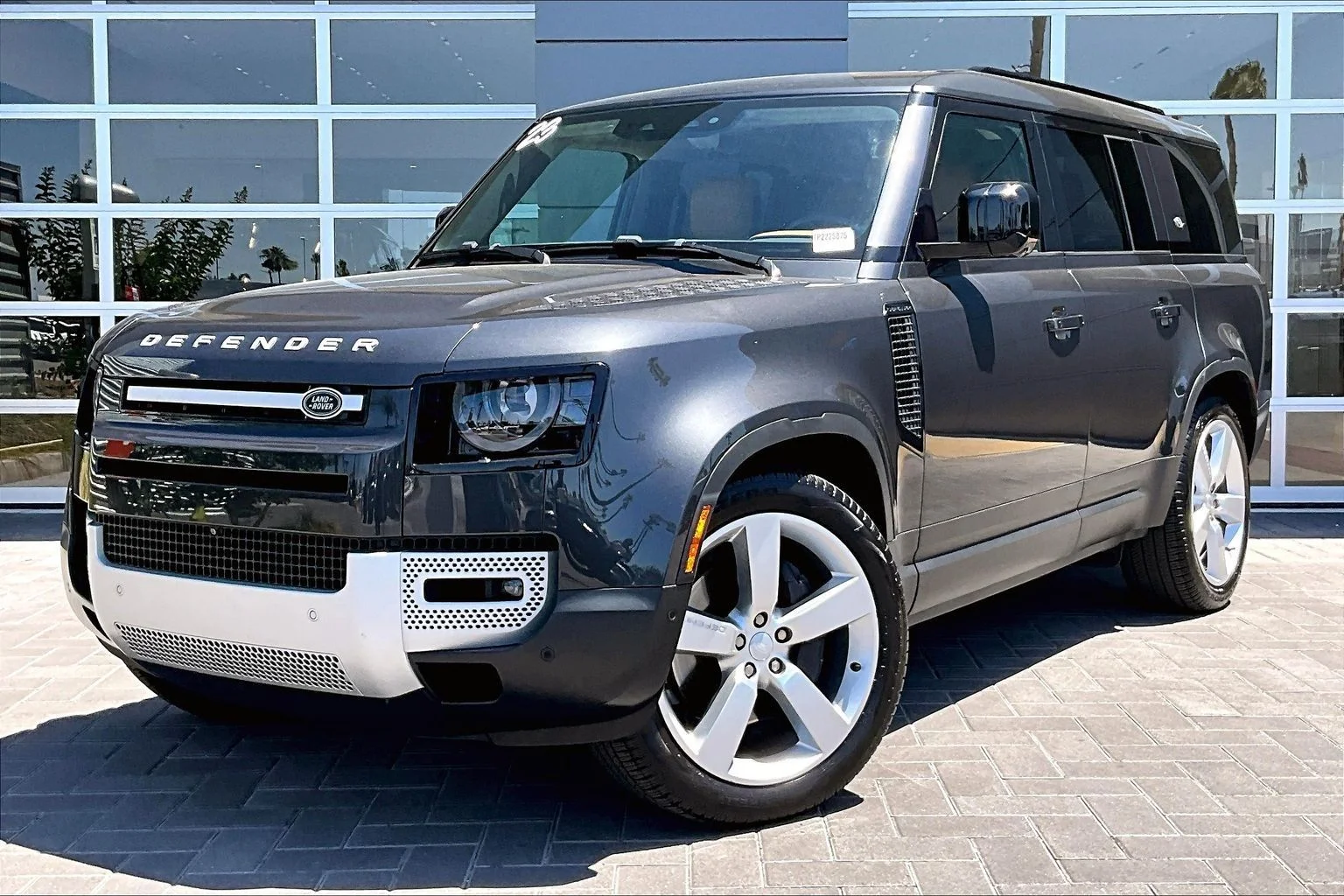 2023 Land Rover Defender First Edition's photo