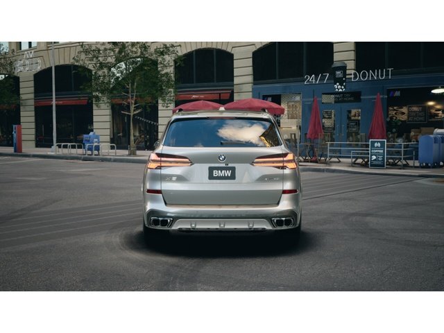 New 2026 Skyscraper Grey Metallic BMW  image 5