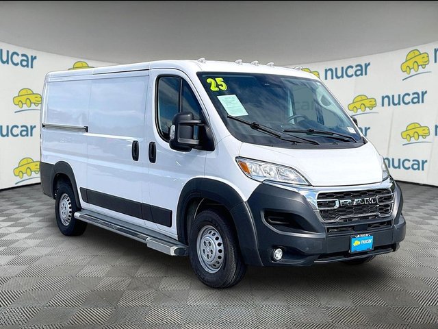 2025 Ram ProMaster 2500 Base