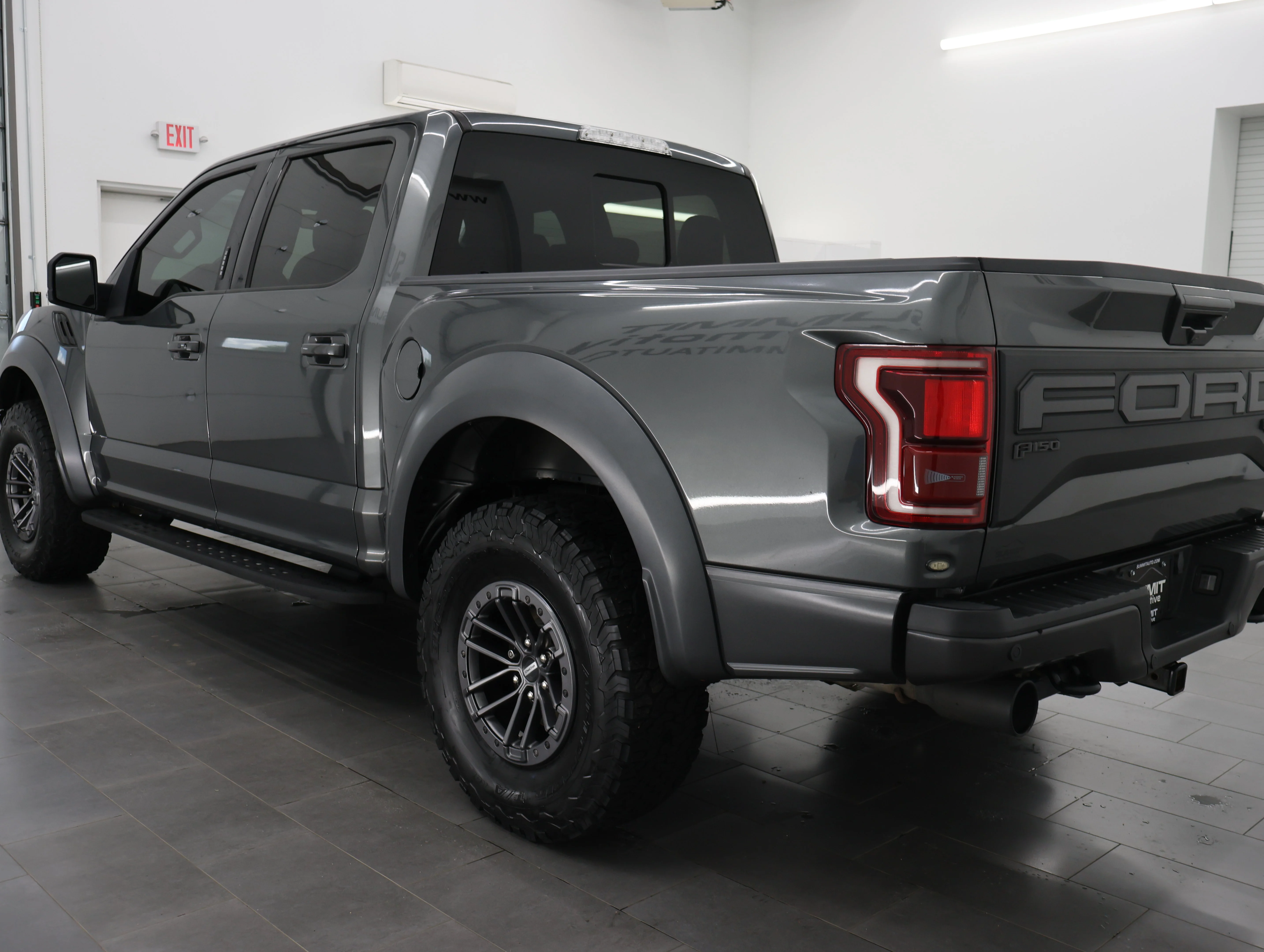 Used 2019 Magnetic Metallic Ford Raptor image 6