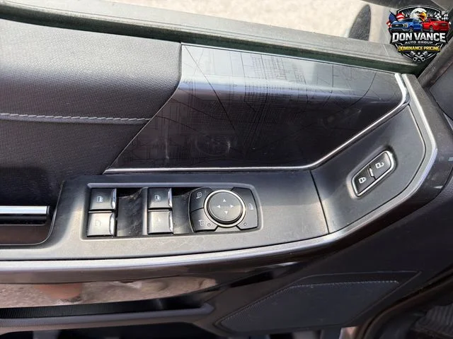 Used 2023 Gray Ford XLT image 12