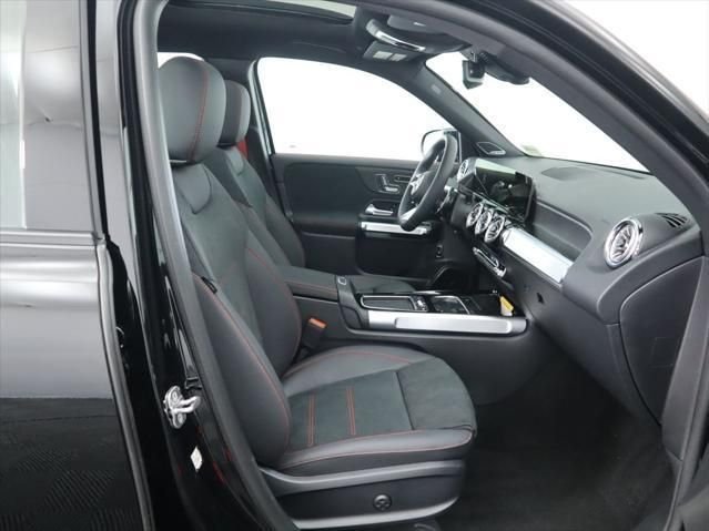 2026 Mercedes-Benz GLB AMG GLB 35 - Photo 21