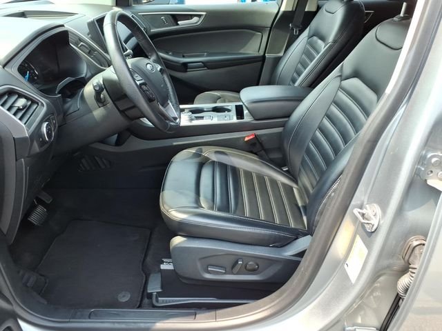 Used 2024 Silver Ford SEL image 17