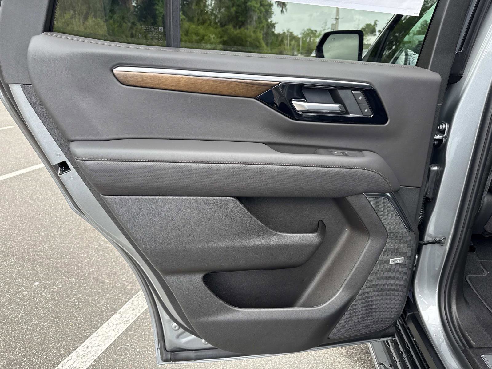 New 2026 Sterling Gray Metallic Chevrolet High Country image 9