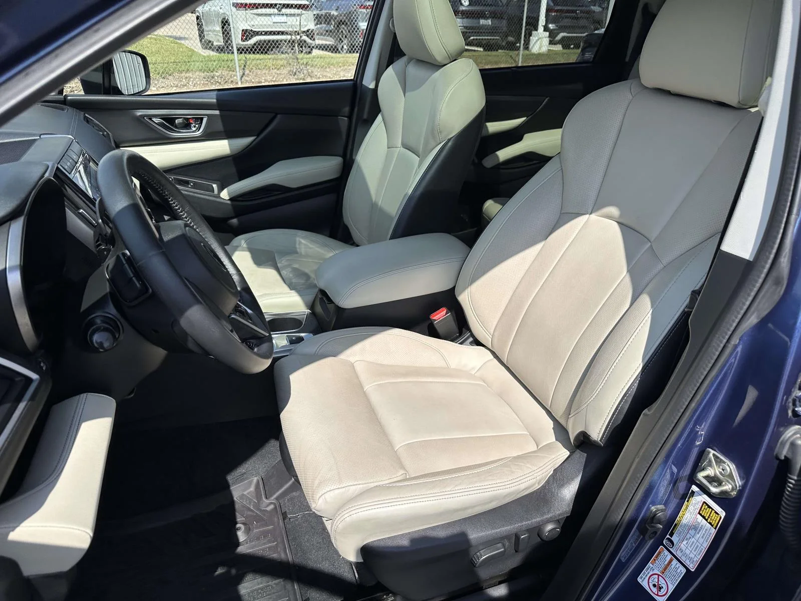 Used 2020 Abyss Blue Pearl Subaru Limited image 16