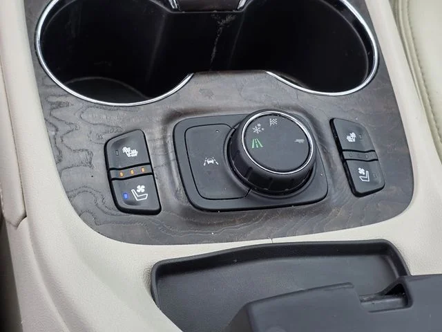 Certified Used 2020 White Frost Tri-Coat GMC Denali image 26