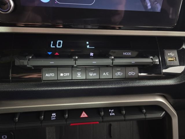 Used 2025 Ice Toyota SR5 image 23