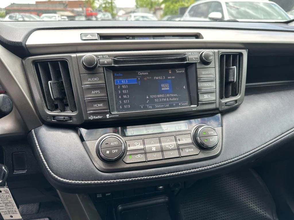 Used 2015 Black Toyota XLE image 16