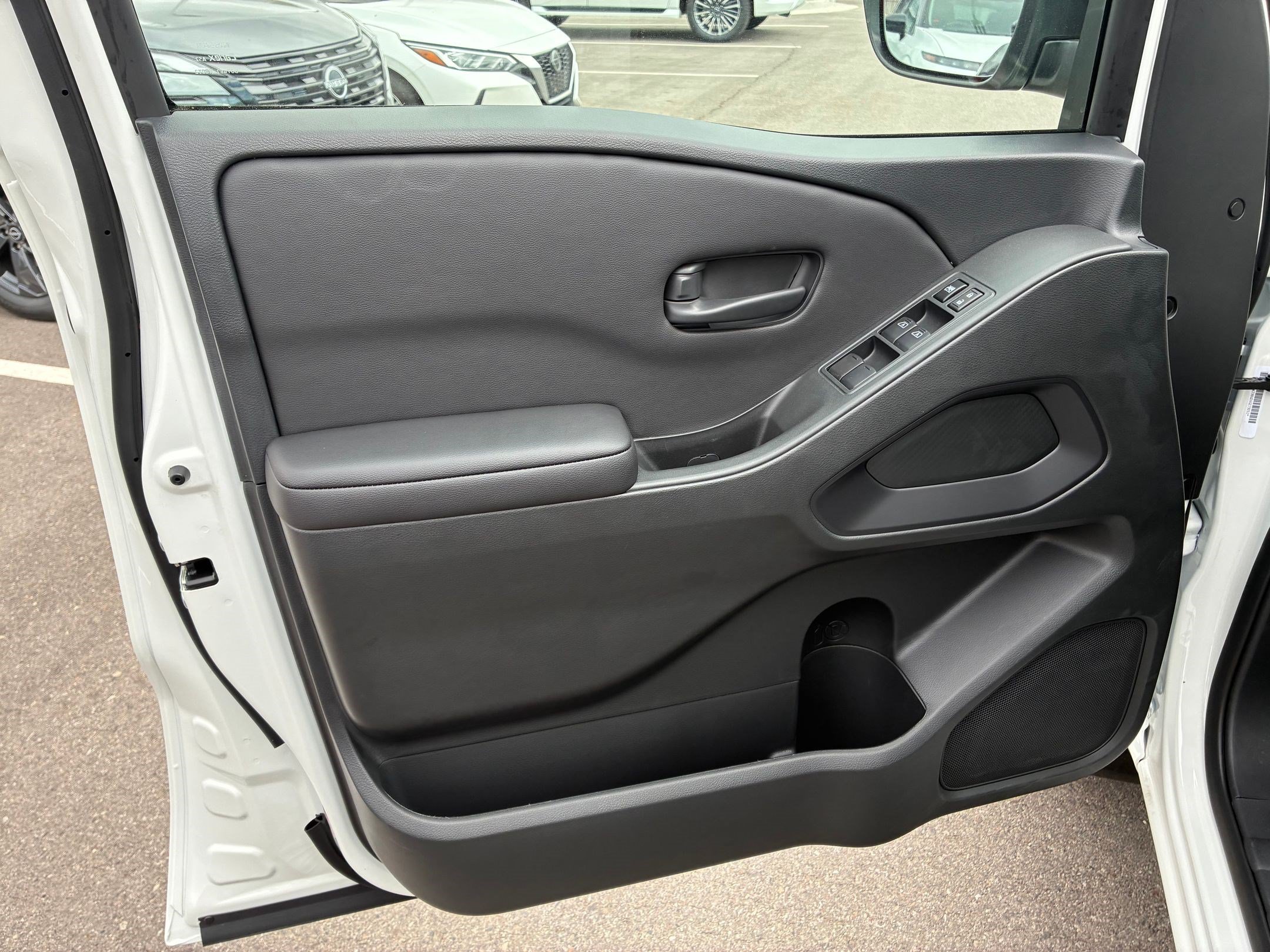 New 2026 Glacier White Nissan Crew Cab S image 10