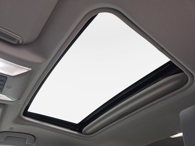 Used 2024 White Toyota XLE image 27