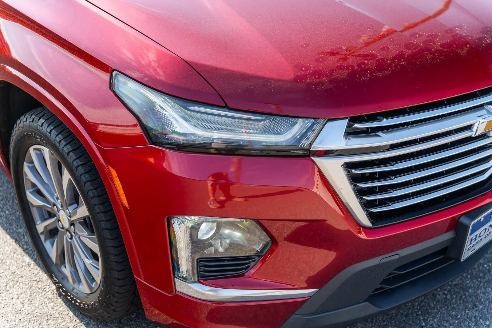 Used 2022 Red Chevrolet Premier image 9