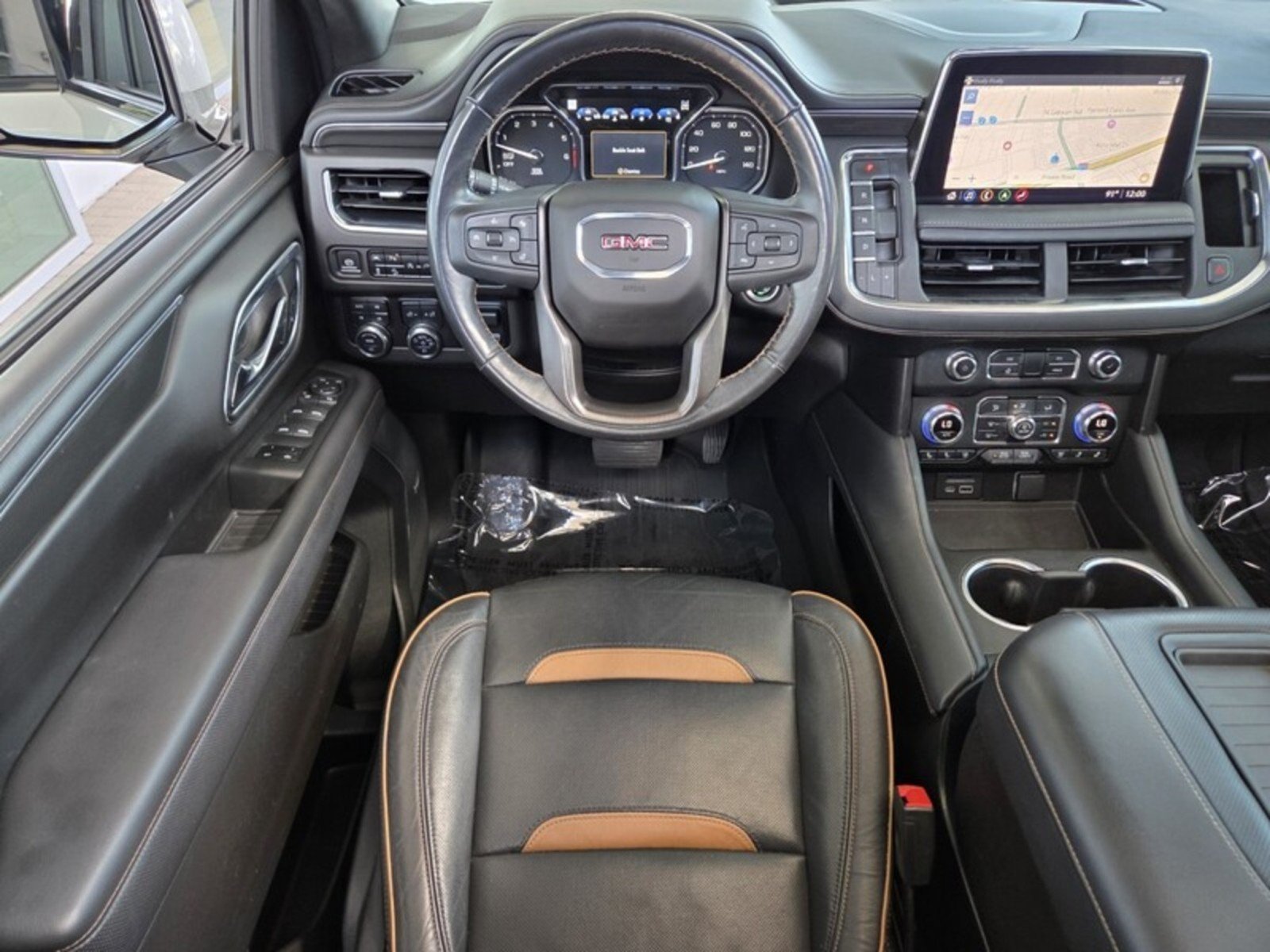 Used 2021 White Frost Tricoat GMC AT4 image 18
