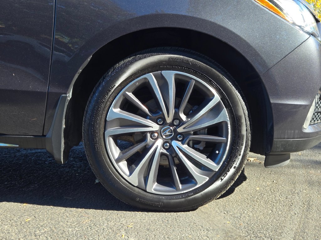 Used 2019 Gunmetal Metallic Acura 3.5L Technology Package image 10
