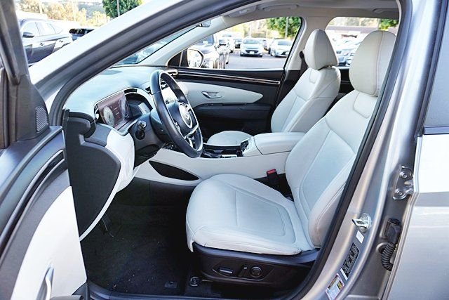 Used 2023 Silver Hyundai SEL image 13