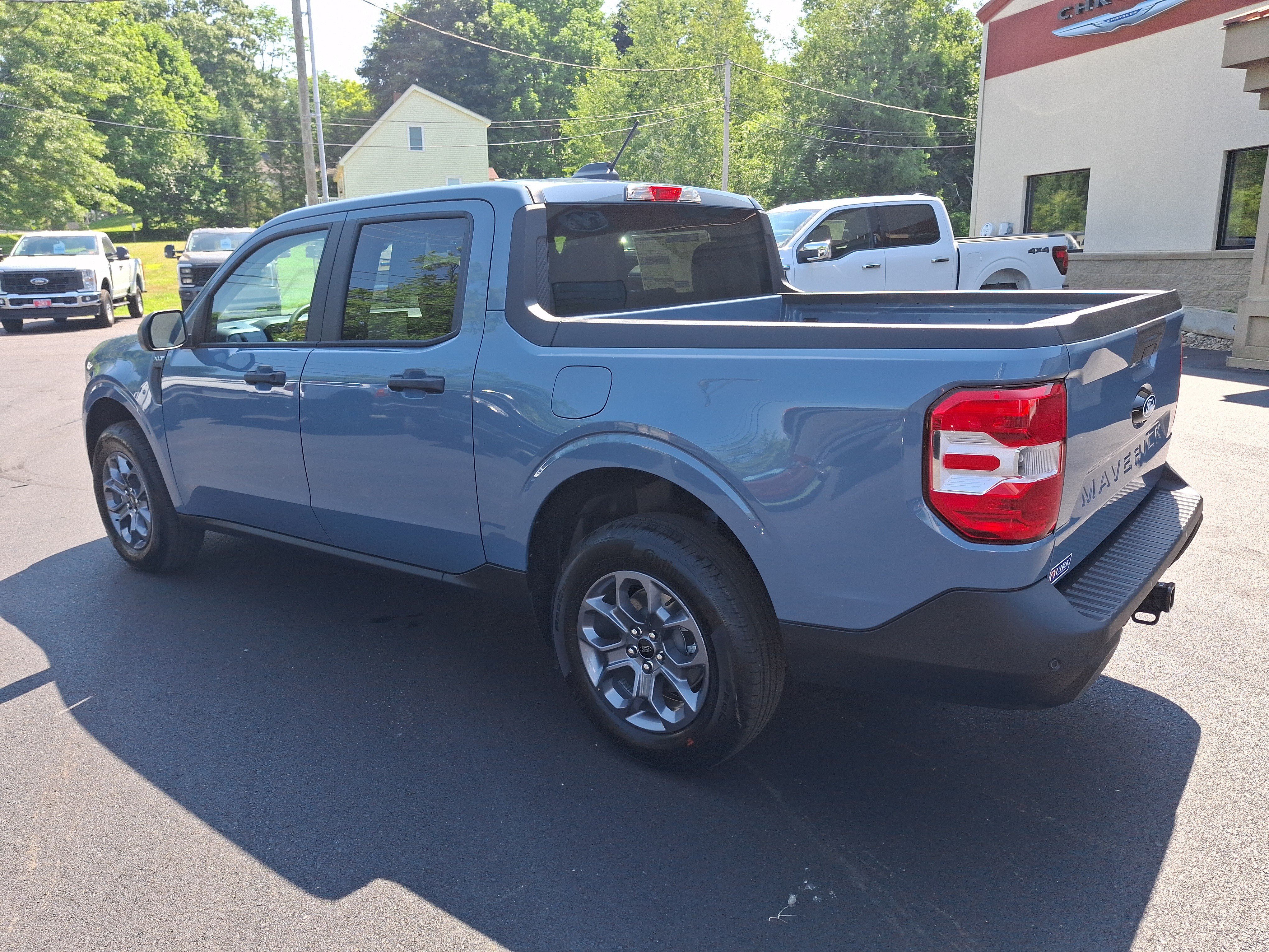 New 2026 Azure Gray Metallic Tri-Coat Ford XLT image 6
