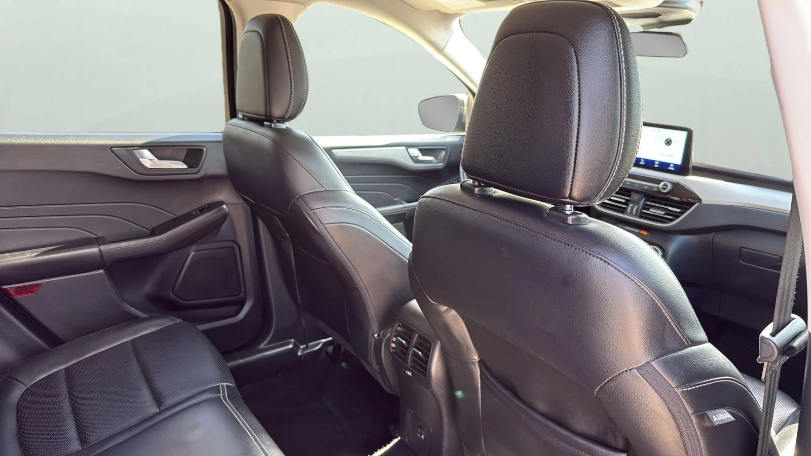 Used 2021 Gray Ford SEL image 28