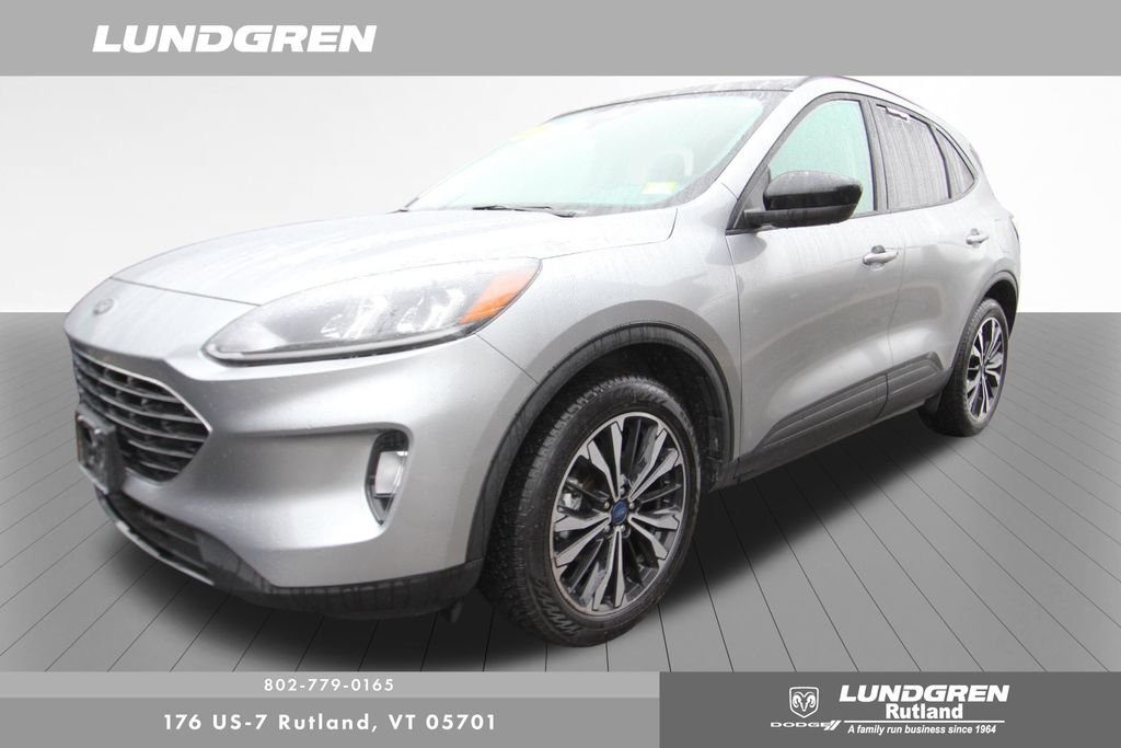 Used 2022 Silver Ford SEL image 9